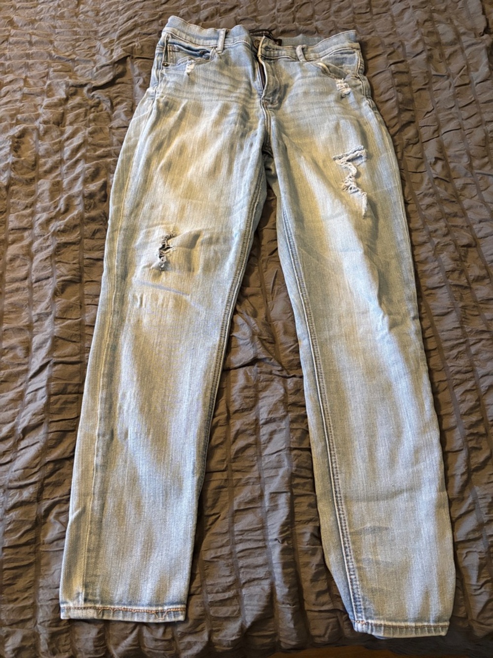 Express Light Blue Straight-Leg Distressed Jeans